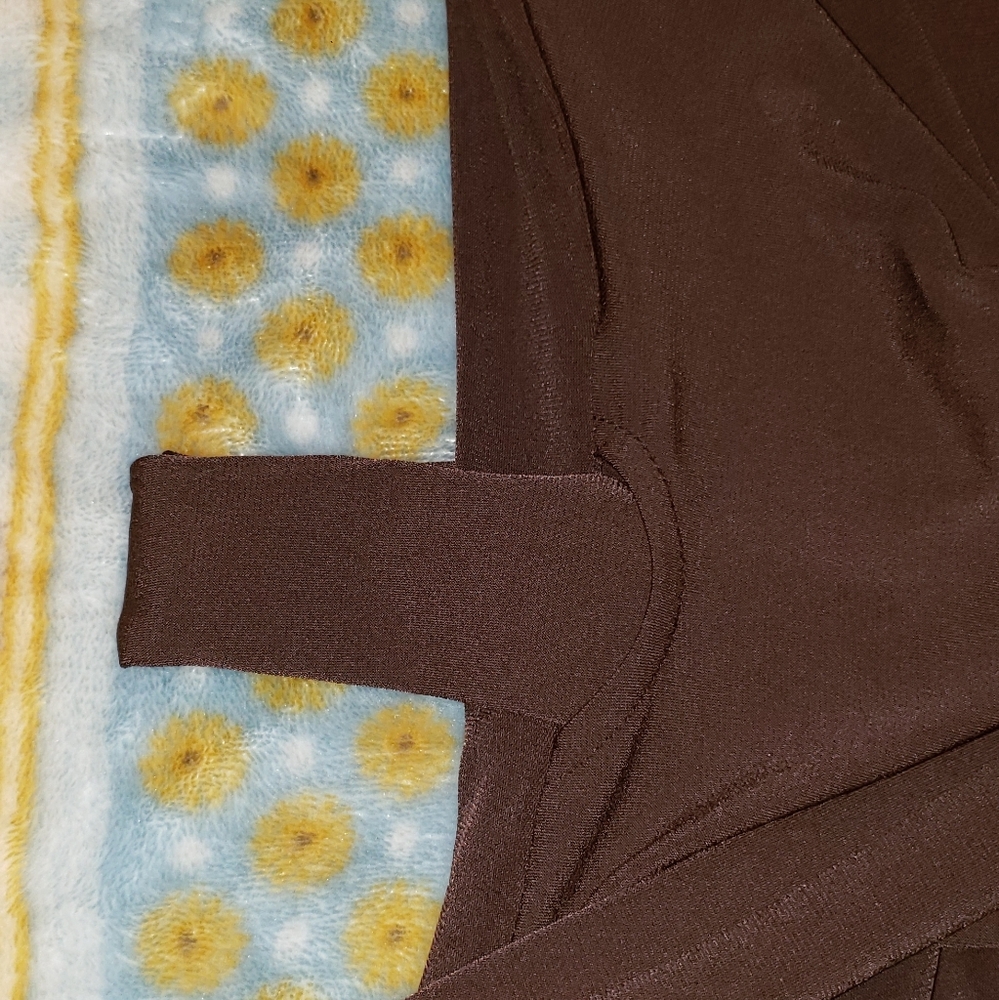 Dress - Picture 7 of 7